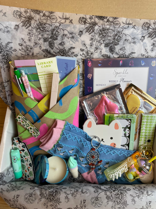 Blind Date with a book gift box free postage