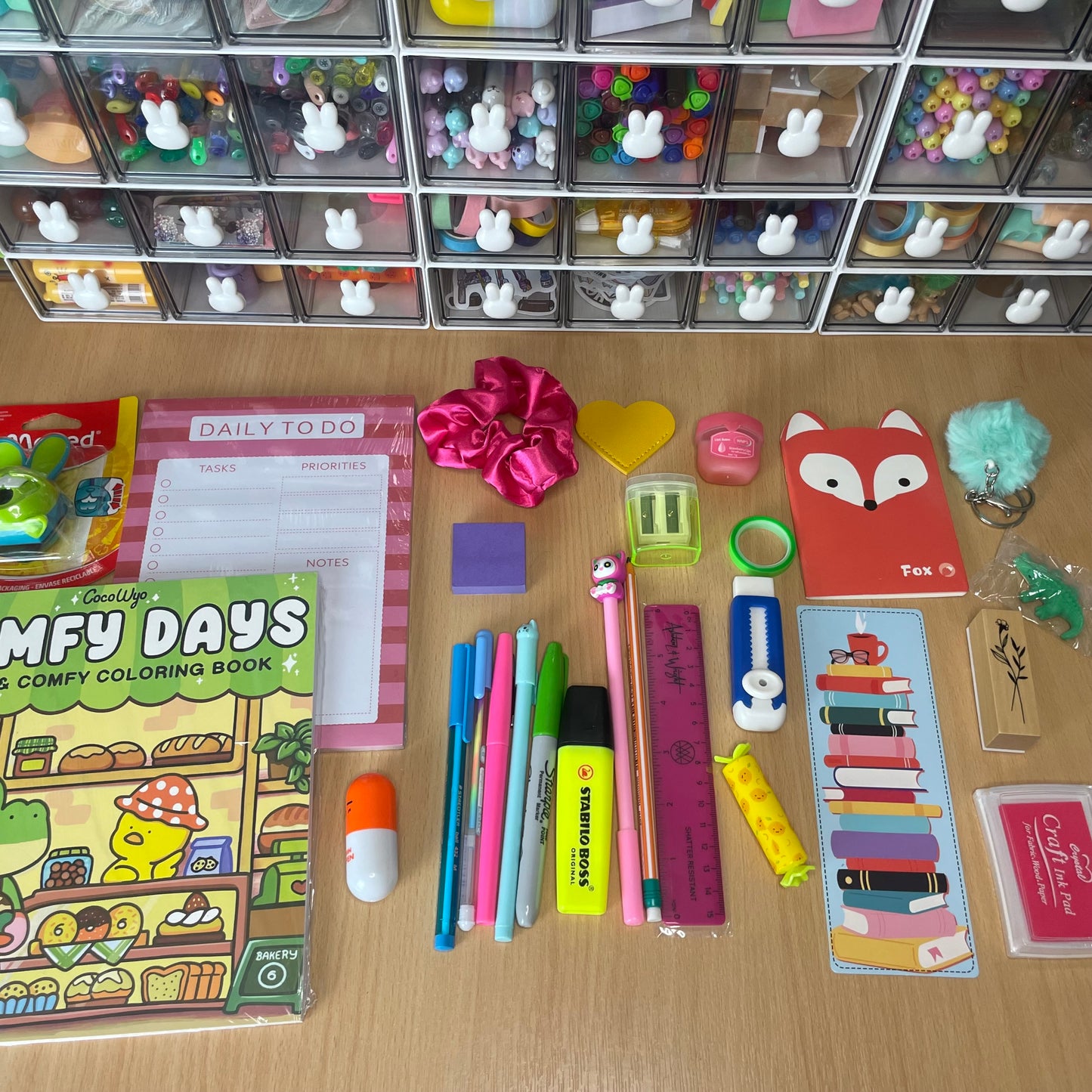 25 Stationery Bookish Bundle